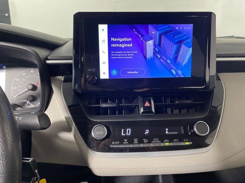 Used 2024 Toyota Corolla LE image 16