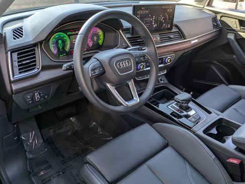 Used 2025 Audi Q5 e Premium Plus w/ Premium Plus Package image 15