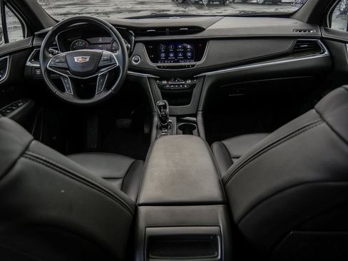 Used 2022 Cadillac XT5 Premium Luxury FWD image 45