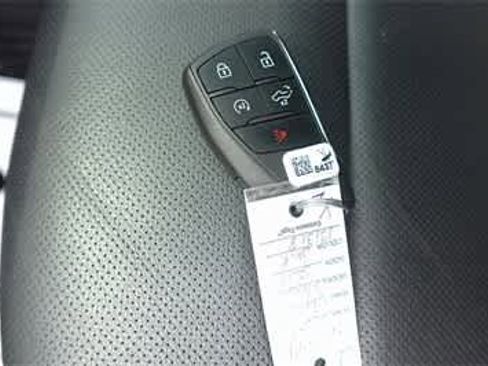 Used 2024 Chevrolet Silverado 3500 LTZ image 38