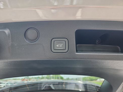 New 2026 GMC Terrain Elevation FWD image 9