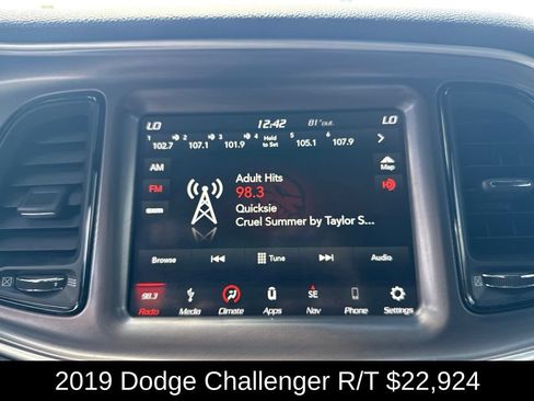 Used 2019 Dodge Challenger R/T w/ Blacktop Package RWD image 24