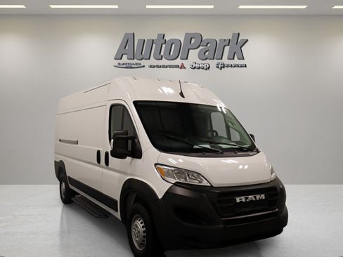 New 2025 RAM ProMaster 2500 FWD image 2