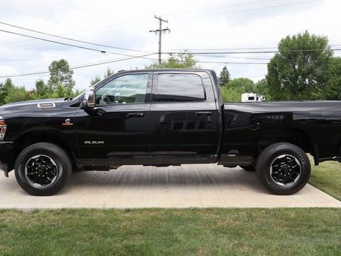 Used 2025 RAM 2500 Laramie w/ Towing Technology Group image 33