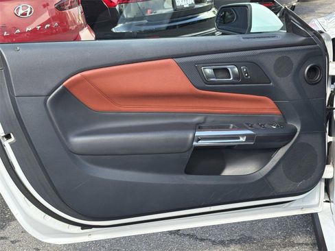 Used 2024 Ford Mustang GT Premium image 19