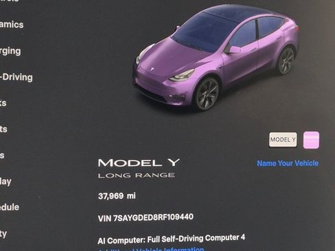Used 2024 Tesla Model Y Long Range RWD image 11