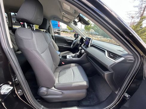 Used 2024 Toyota RAV4 AWD Hybrid image 30