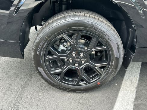 New 2025 Ford Maverick Lobo AWD/4WD image 14