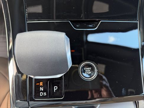New 2026 Land Rover Range Rover Sport SE AWD/4WD image 19