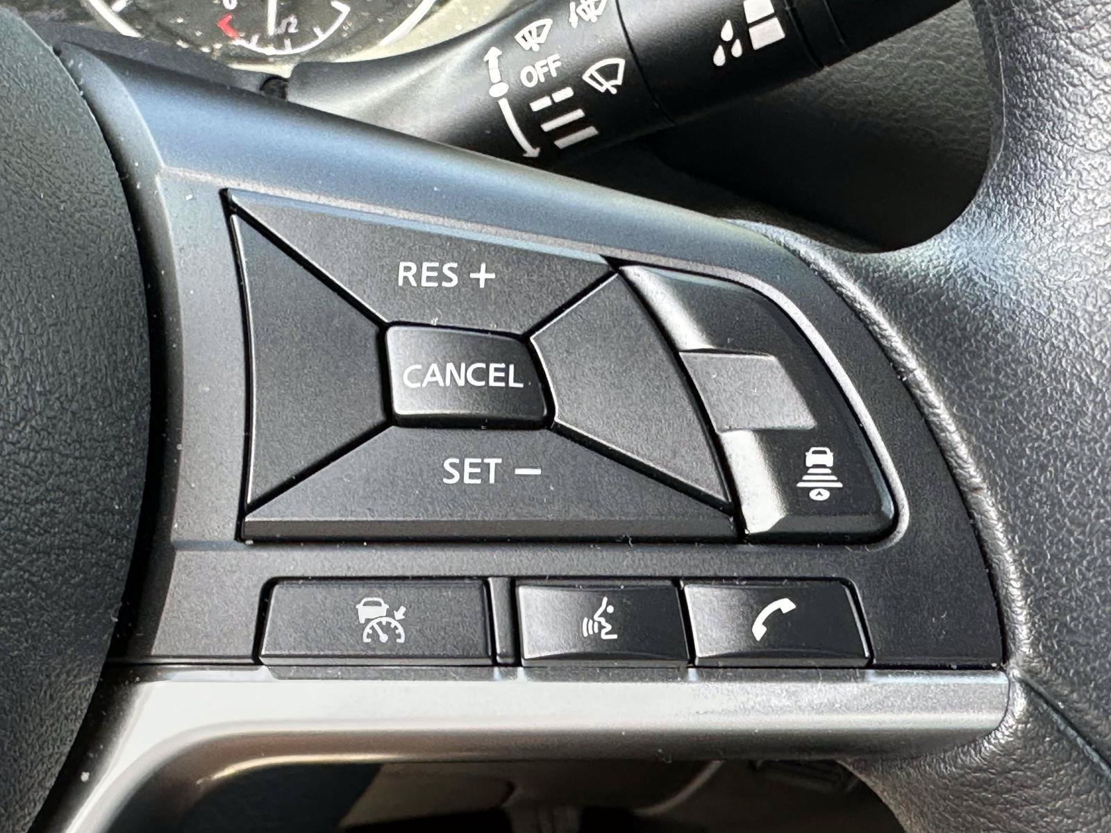 Certified 2023 Nissan Sentra SV FWD image 28