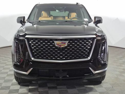 New 2026 Cadillac Escalade Luxury w/ Touring Package AWD/4WD image 2
