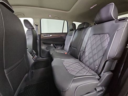 New 2026 Volkswagen Atlas SEL Premium R-Line AWD/4WD image 20
