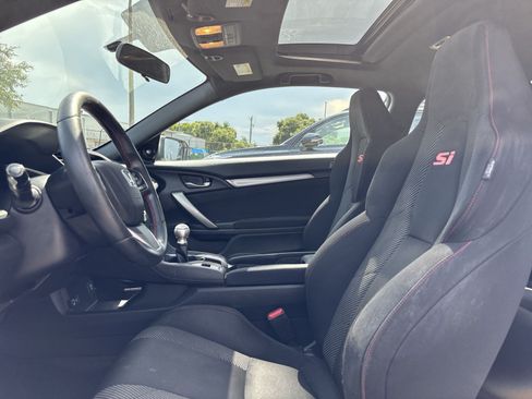 Used 2018 Honda Civic Si image 13