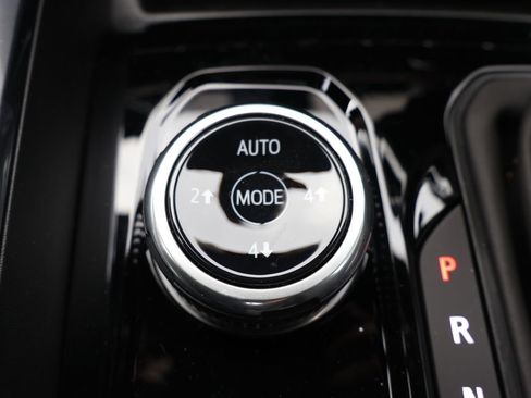 New 2026 GMC Canyon AT4 w/ Technology Plus Package AWD/4WD image 23
