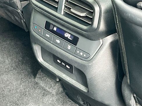 Used 2024 Honda Pilot EX-L image 26