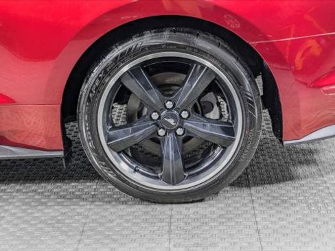 Used 2019 Ford Mustang GT Premium w/ Equipment Group 401A RWD image 27