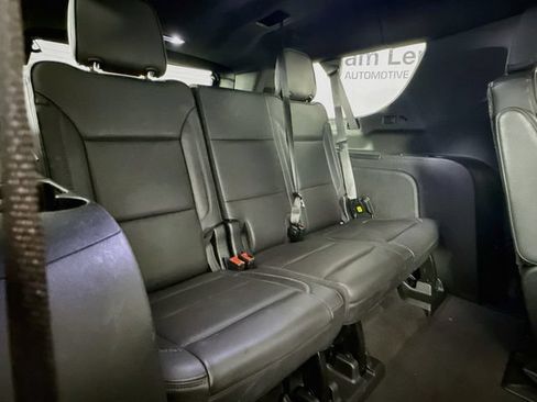 Used 2021 GMC Yukon XL Denali w/ Denali Premium Package AWD/4WD image 29