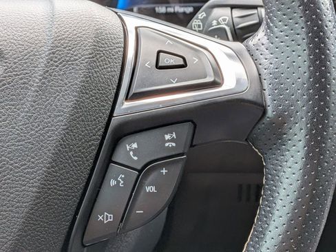 Used 2021 Ford Edge ST AWD/4WD image 25