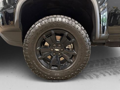 Used 2022 Chevrolet Colorado ZR2 w/ ZR2 Midnight Special Edition AWD/4WD image 52