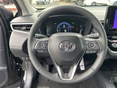 New 2026 Toyota Corolla Cross LE image 18