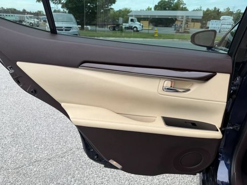 Used 2017 Lexus ES 350 FWD image 25