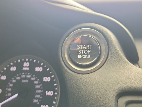 Used 2025 Lexus IS 350 F Sport RWD image 31