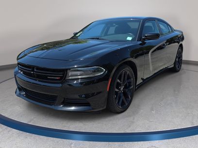 Used 2020 Dodge Charger SXT w/ Blacktop Package