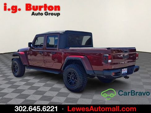 Used 2022 Jeep Gladiator Sport AWD/4WD image 4