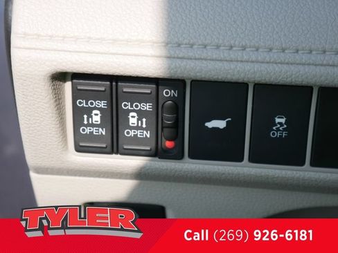 Used 2025 Honda Odyssey EX-L image 20