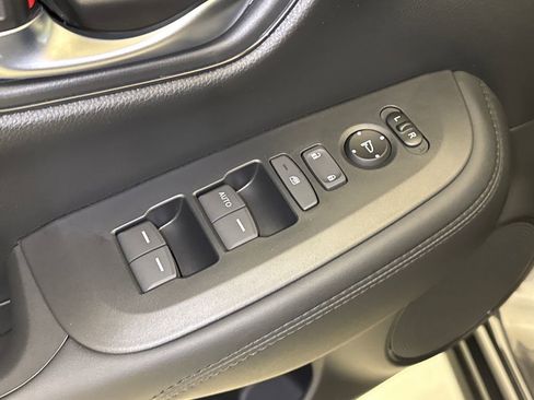 New 2026 Honda HR-V LX image 20