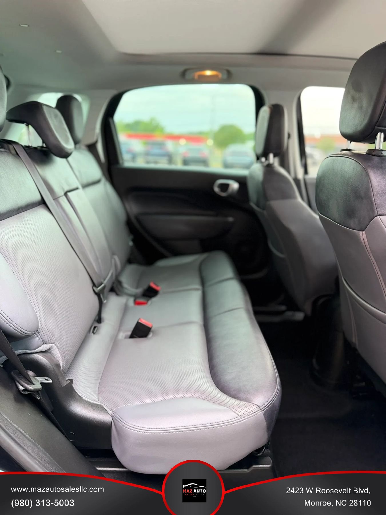 Used 2014 FIAT 500L Lounge FWD image 18