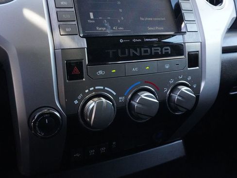 Used 2020 Toyota Tundra SR5 AWD/4WD image 39