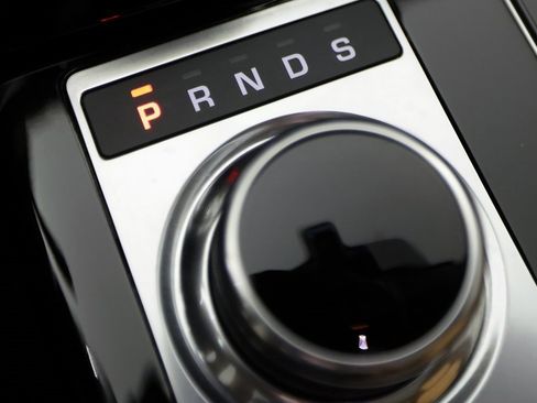 Used 2021 Land Rover Range Rover Autobiography Fifty Edition image 27