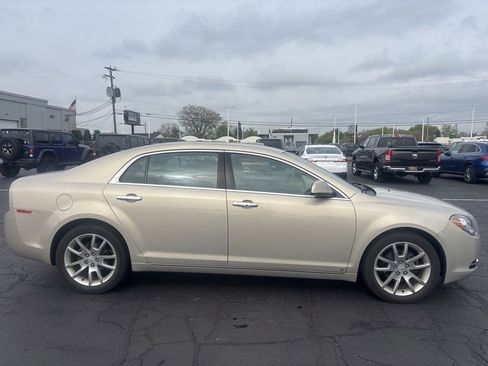 Used 2009 Chevrolet Malibu LTZ w/ Rear Power Package FWD image 5
