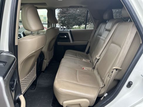 Used 2018 Toyota 4Runner Limited AWD/4WD image 28