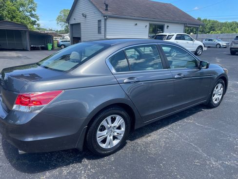 Used 2009 Honda Accord LX-P image 6
