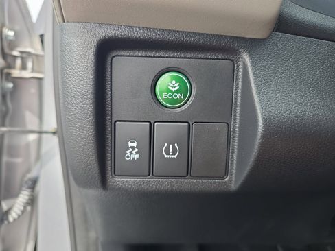 Used 2022 Honda HR-V LX image 19