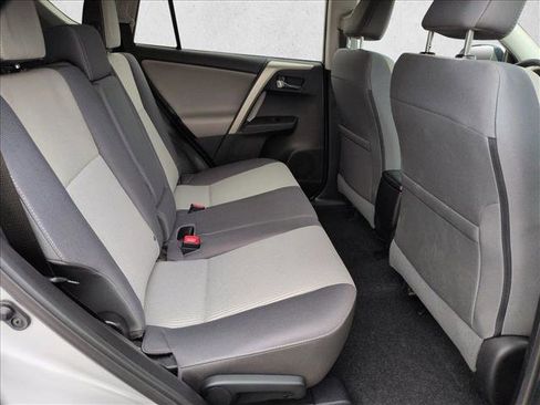 Used 2014 Toyota RAV4 XLE image 19