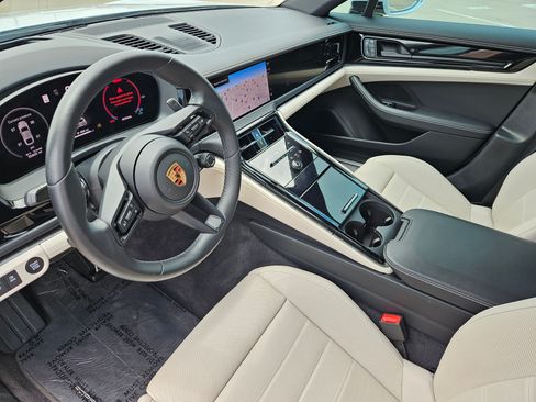 Used 2024 Porsche Panamera 4 AWD/4WD image 4