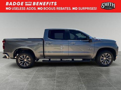 Used 2022 Chevrolet Silverado 1500 LT w/ Texas Edition Plus AWD/4WD image 9