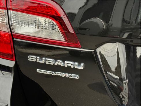 Used 2018 Subaru Outback 2.5i Limited image 48