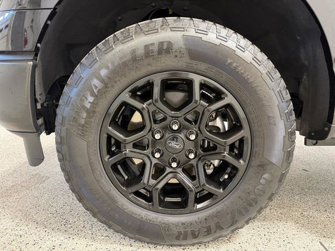 Used 2025 Ford F150 XL AWD/4WD image 9