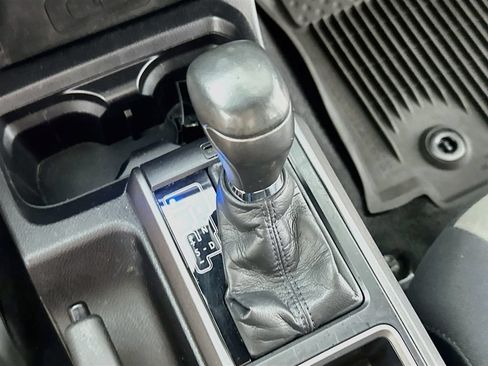 Used 2021 Toyota Tacoma TRD Sport RWD image 31