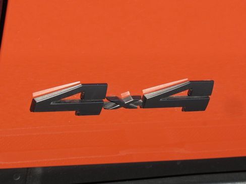 Certified 2025 Toyota Tacoma TRD Off-Road image 12