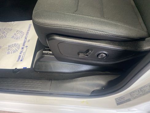 Certified 2022 RAM 1500 Big Horn image 31