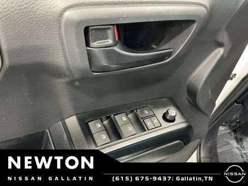 Used 2023 Toyota Tacoma 4x4 Double Cab image 44