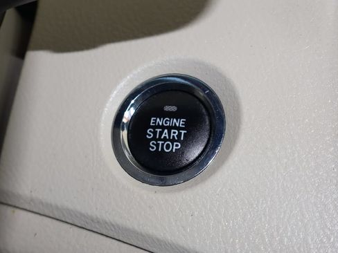 Used 2011 Toyota Avalon Limited FWD image 24