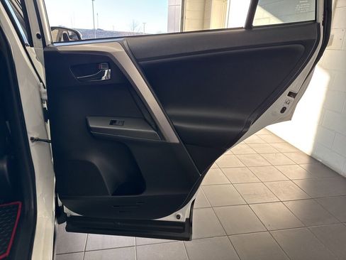 Used 2016 Toyota RAV4 XLE image 50