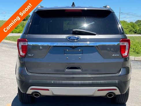 Used 2016 Ford Explorer XLT w/ Equipment Group 202A AWD/4WD image 3
