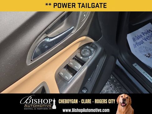 Used 2024 Chevrolet Equinox Premier AWD/4WD image 17